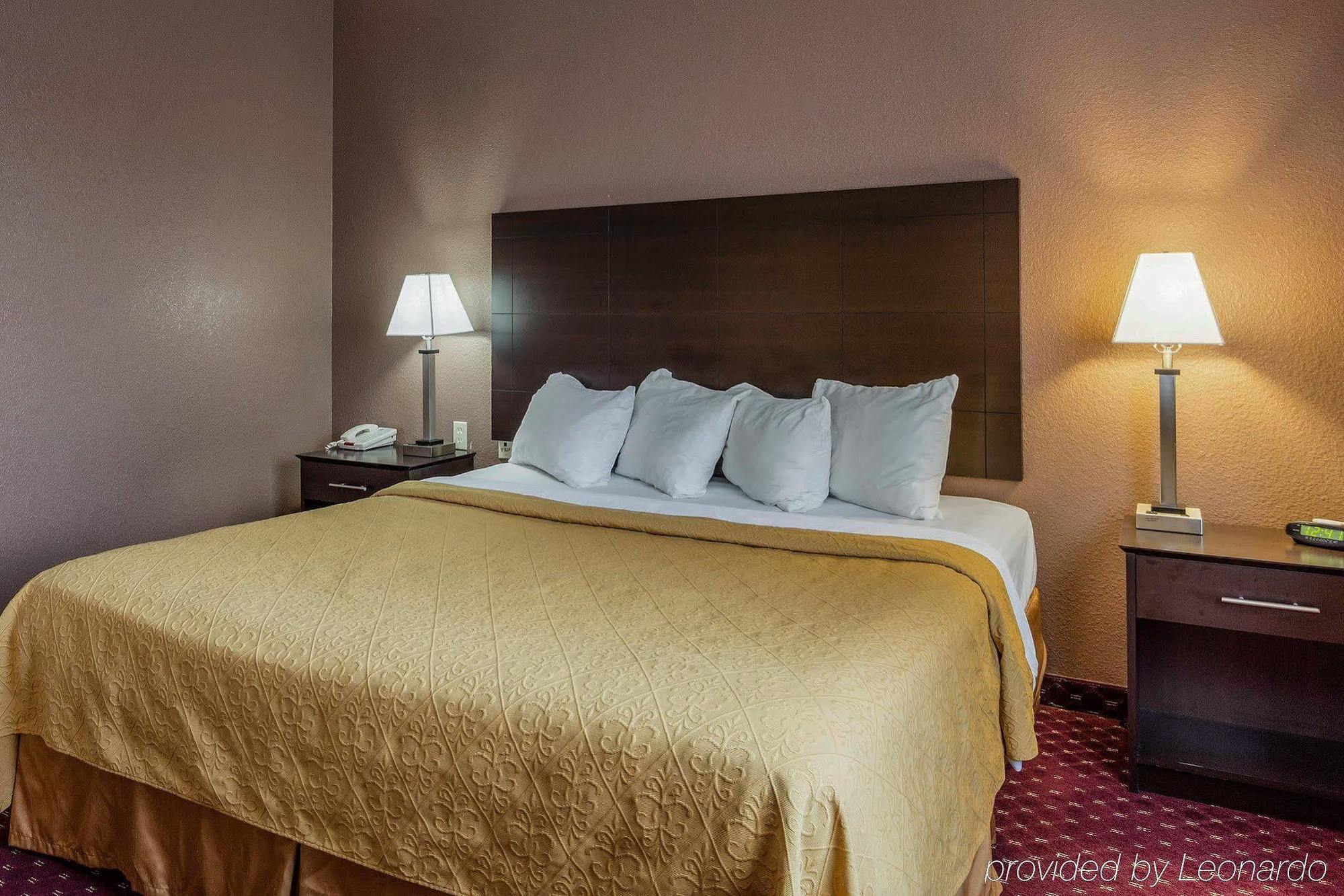 Quality Inn West Memphis I-40 Екстериор снимка